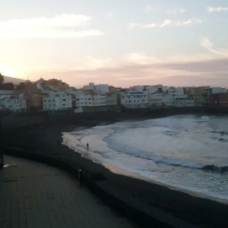 Calle Guajara, 1. Casa Playa Chica * Puerto de la Cruz (Tenerife)